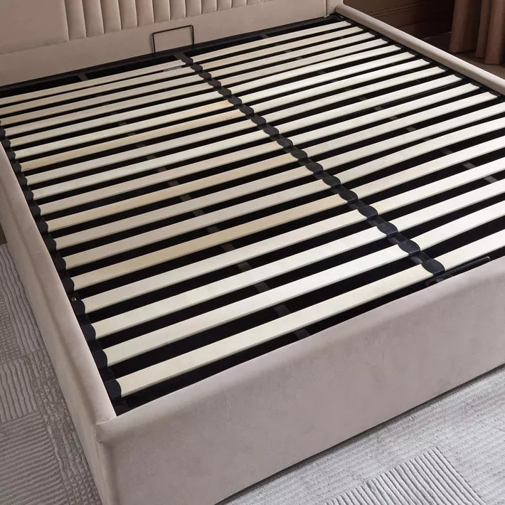 Qubba King Bed with Hydraulic Storage - 180x200 cm