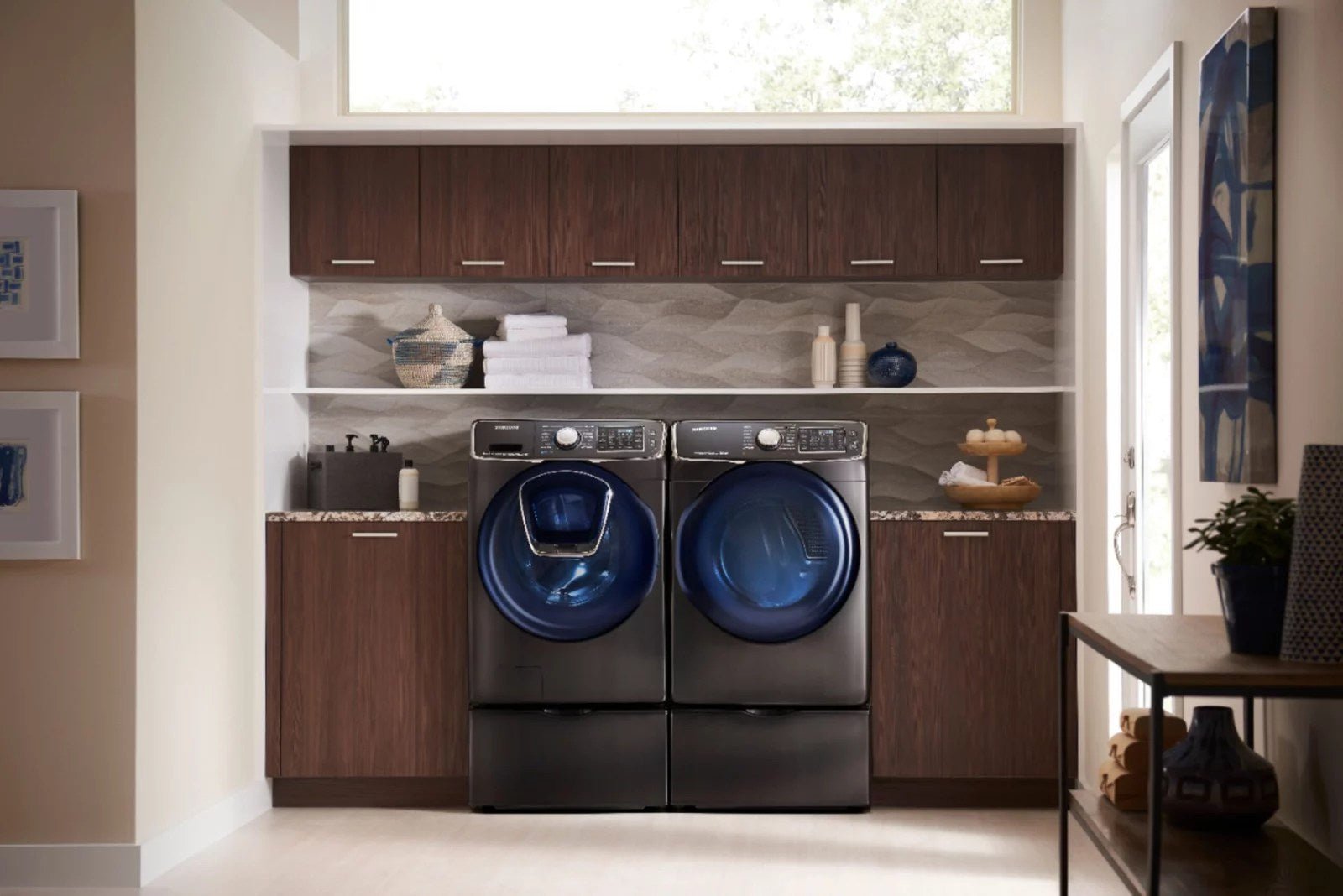 Samsung – 4.5 Cu. Ft. High Efficiency Stackable Front Load Washer with Steam and AddWash – Black stainless steel