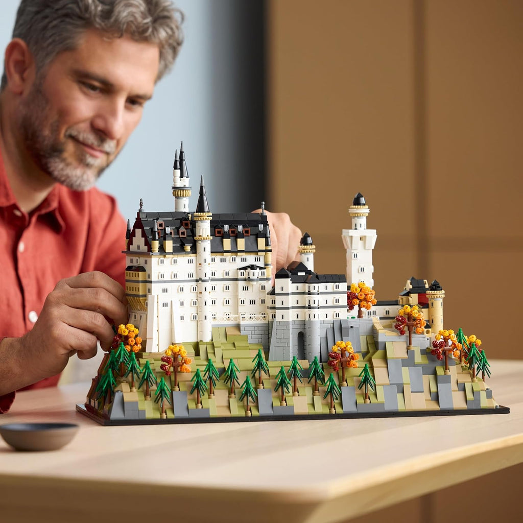 LEGO Architecture Neuschwanstein Castle Building Set