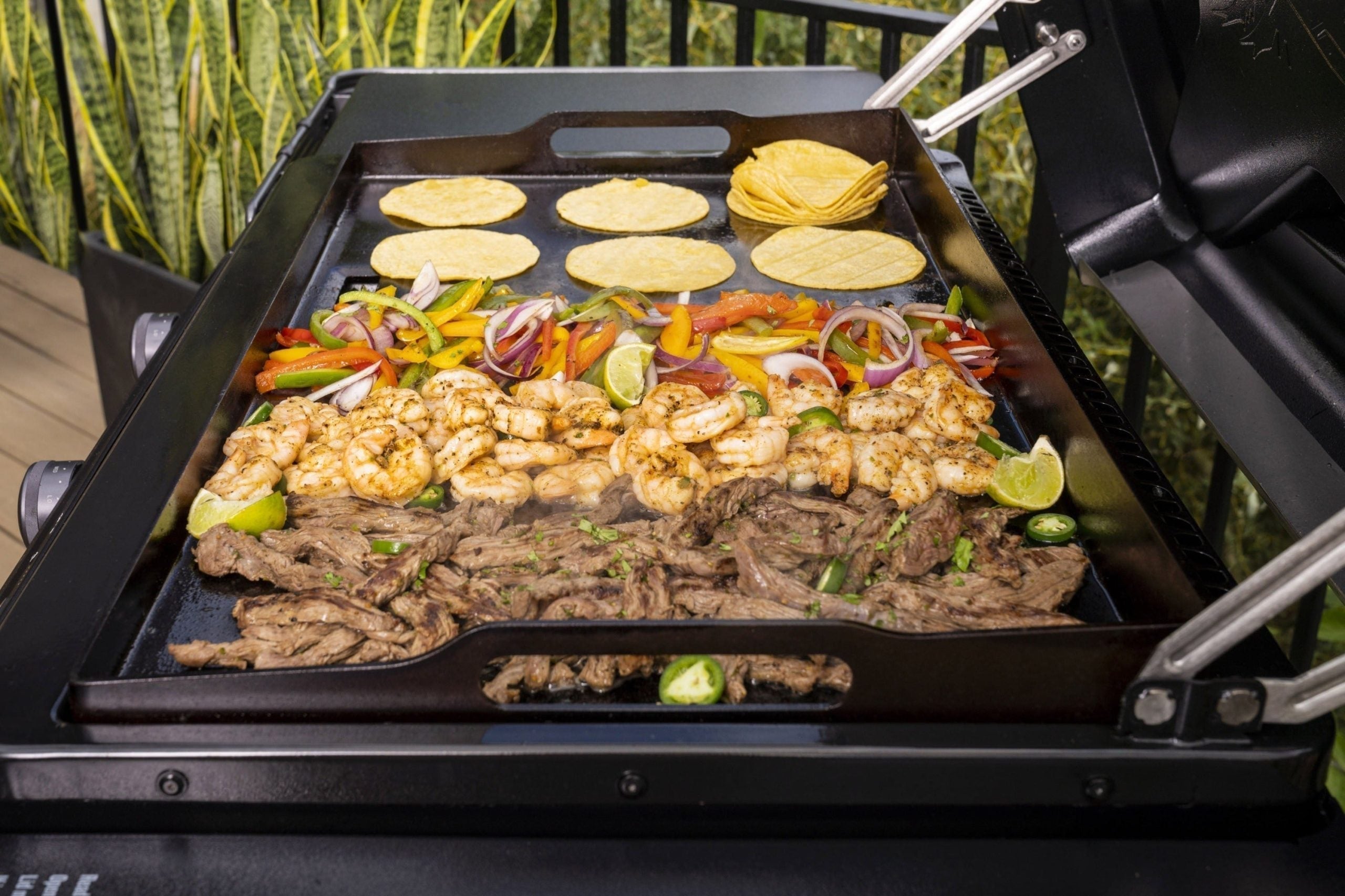 Traeger Flat Top Grill Flatrock™ Griddle
