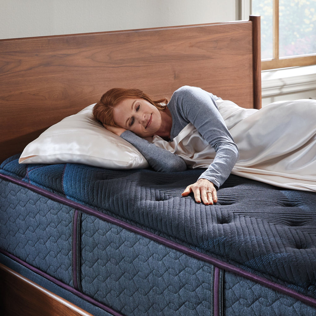 Beautyrest World Class Level Three Plush Mattress