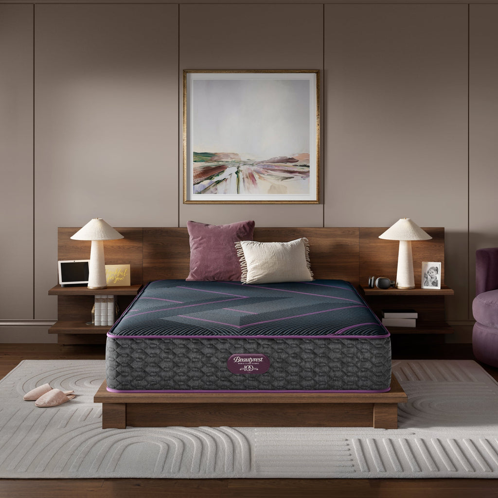 Beautyrest World Class™ Level 3 Hybrid Plush Mattress