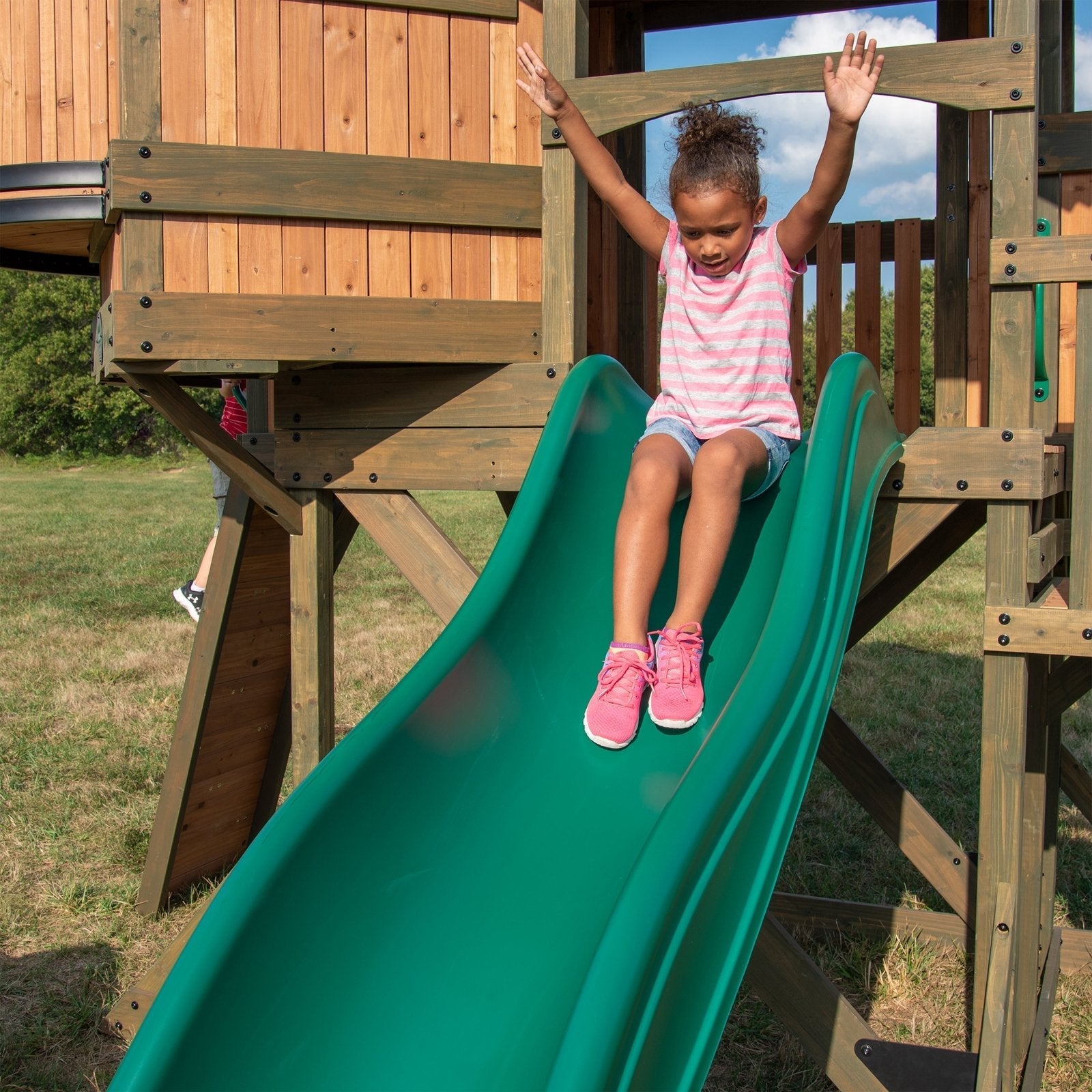 Eagles Nest Elite Swing Set