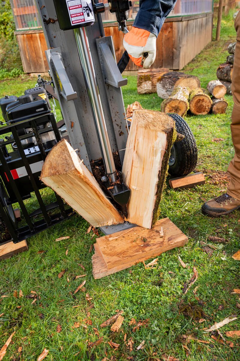 Oregon® 25-Ton 208cc Briggs & Stratton Horizontal / Vertical Log Splitter (OR25TBS-1)