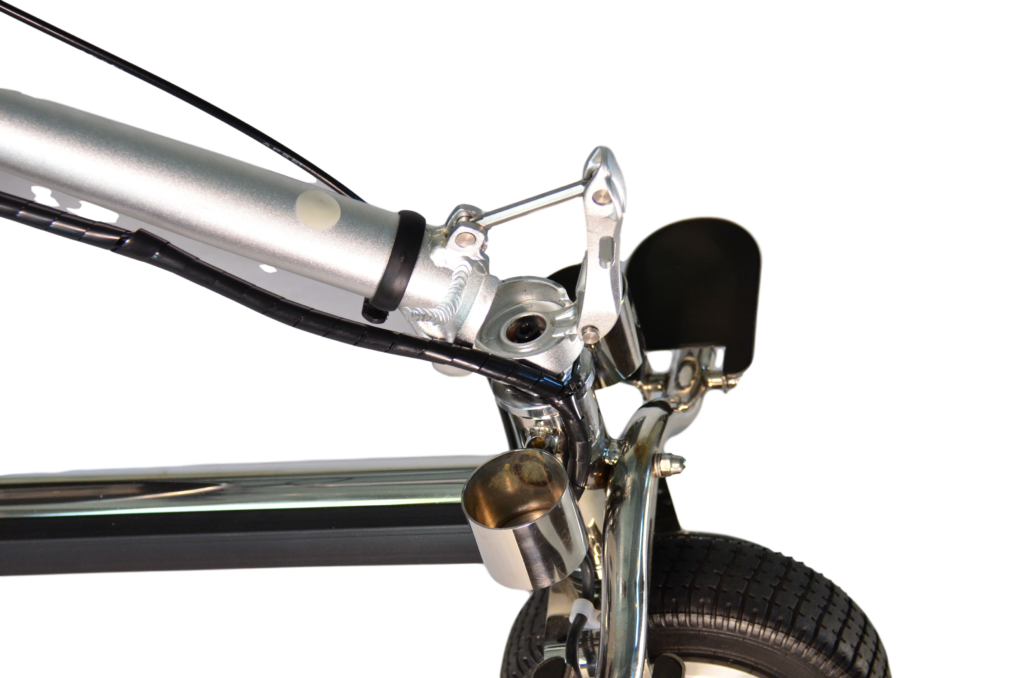 SmartScoot Lightweight Three Wheel Folding Mobility Scooter
