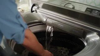 Maytag – 5.3 Cu. Ft. High Efficiency Smart Top Load Washer with Extra Power Button – White