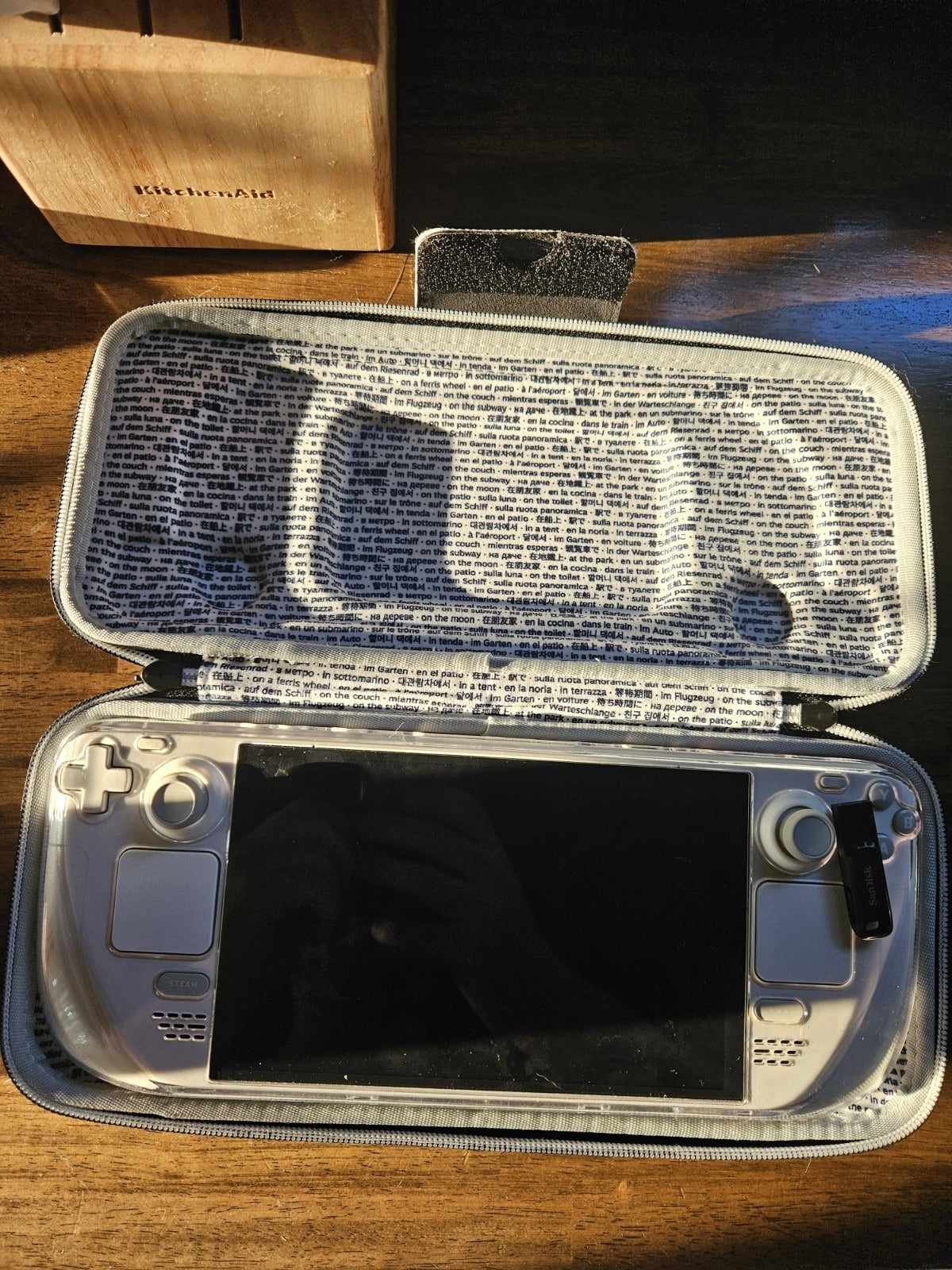Valve Steam Deck OLED 1TB Handheld Console White Limited 6nm APU Wi-Fi6E