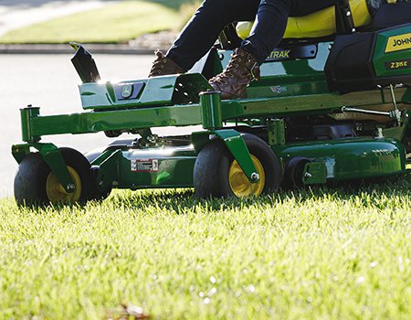 Z315E ZTrak Mower with 42-in. Deck