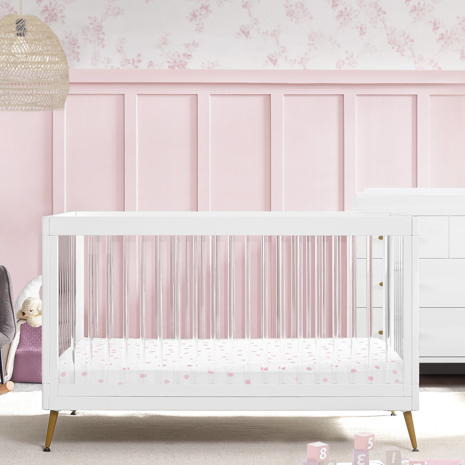 Sloane 4-in-1 Acrylic Convertible Crib